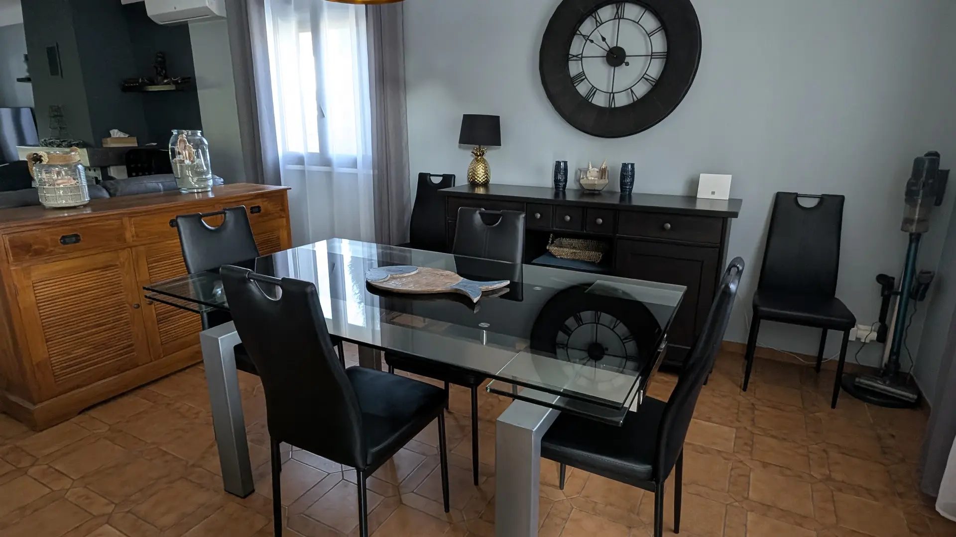 PXL_20251216_095057518