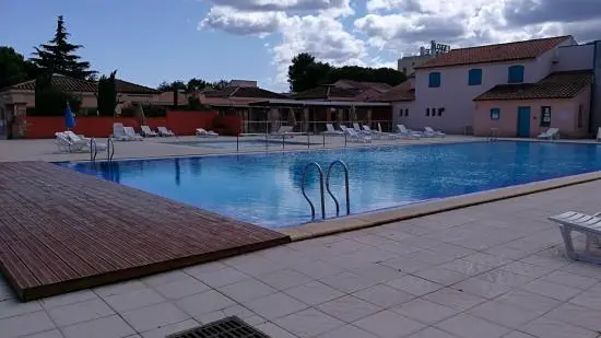Grande piscine 12.5 m sur 25m