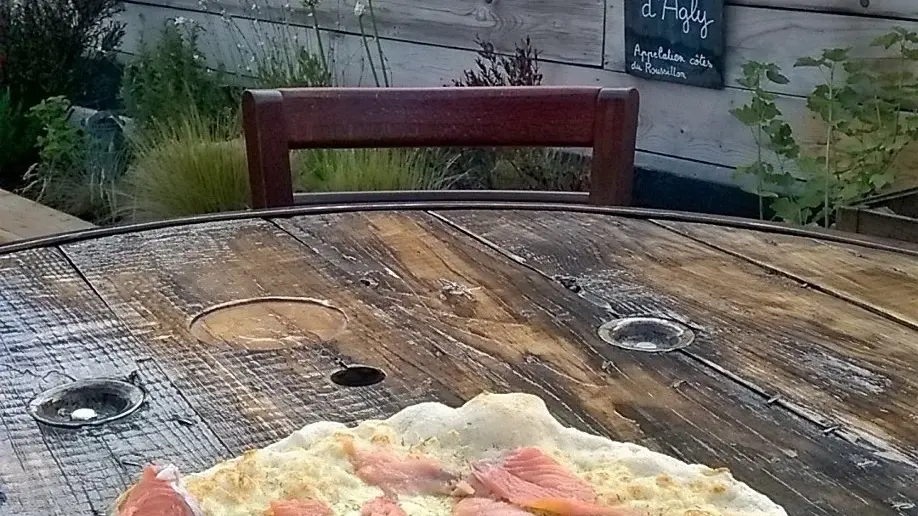 TORREILLES RESTAURANT POC A POC