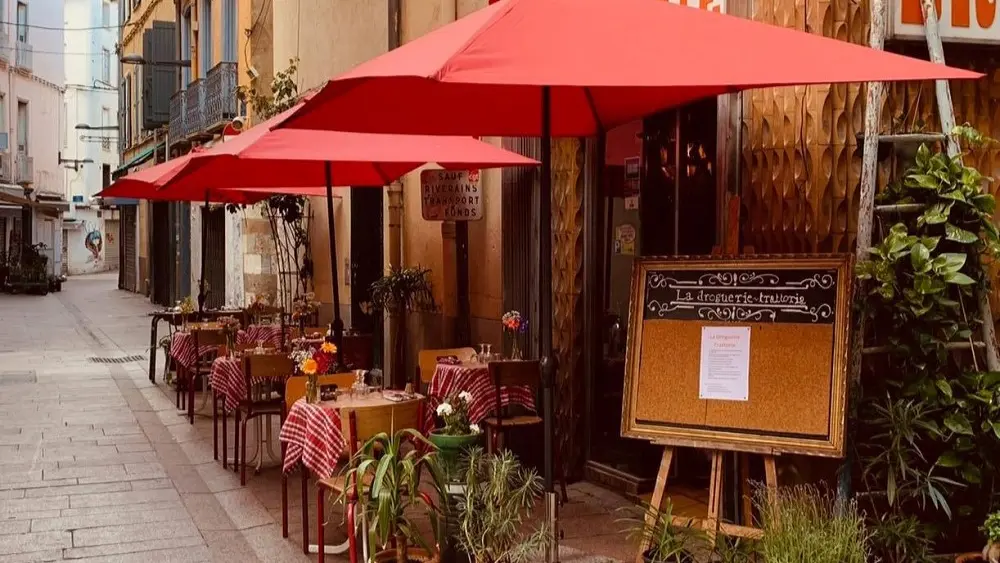 Resto-LA-DROGUERIE-1