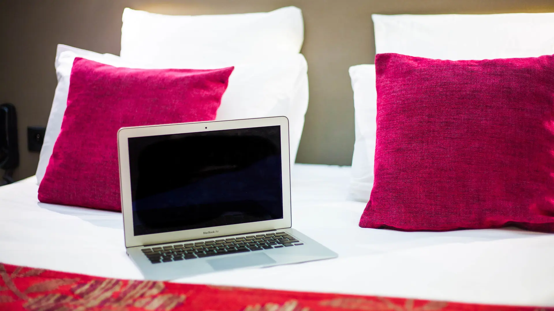 Room Hôtel Les Domes SALEILLES