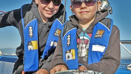 Roussillon fishing enfants