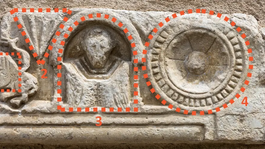 STE MARIE eglise fragment de Linteau