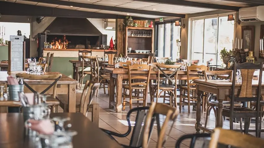 TORREILLES RESTAURANT LE JARDIN