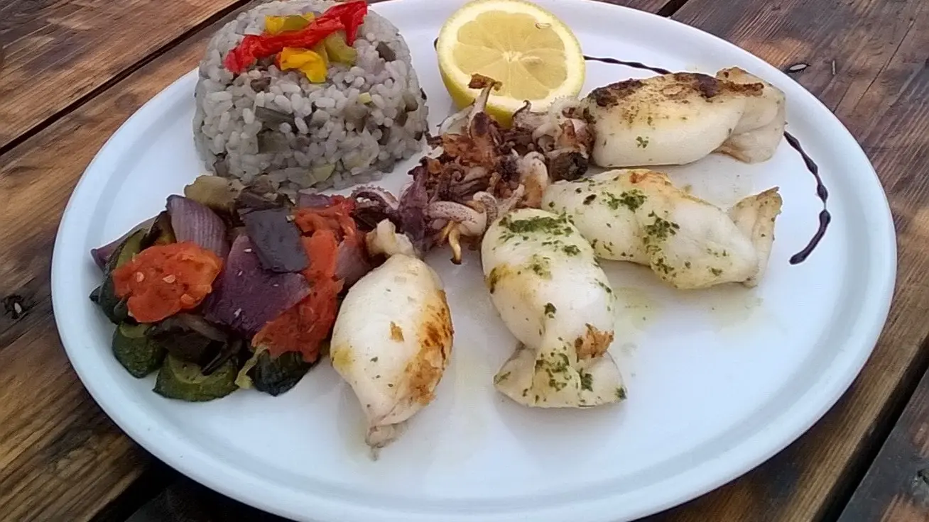 TORREILLES RESTAURANT POC A POC