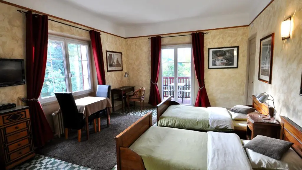 Coin nuit et coin repas