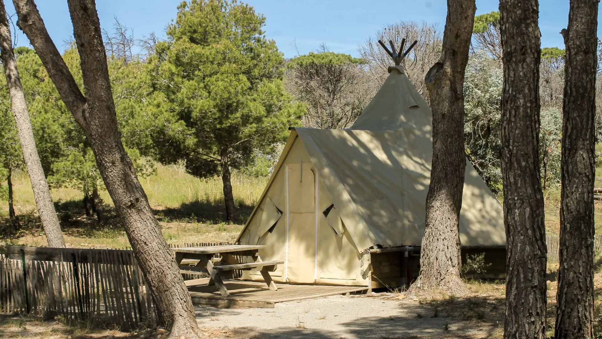 Tipis 2