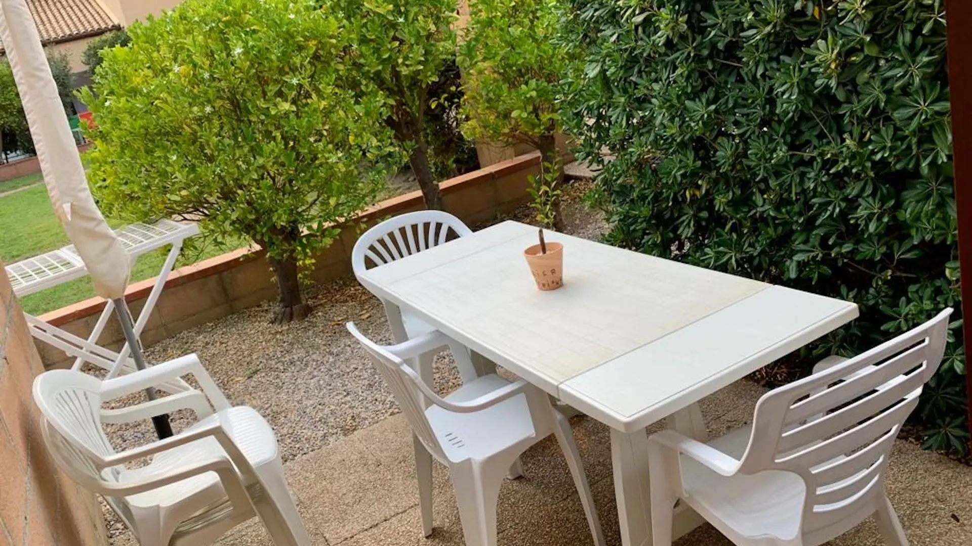 M. VALEMBOIS terrasse