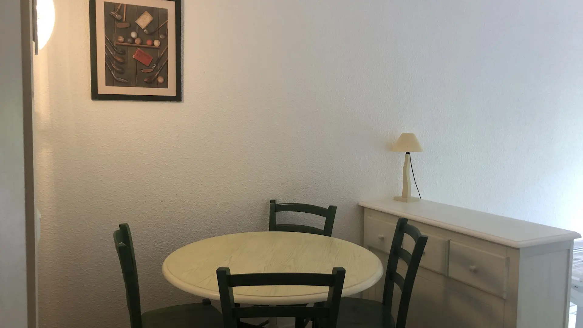 M. VALEMBOIS salon 2