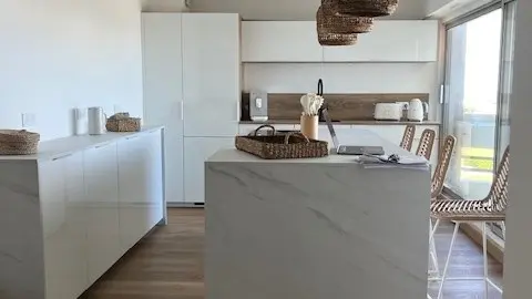 VUE ENSEMBLE CUISINE US