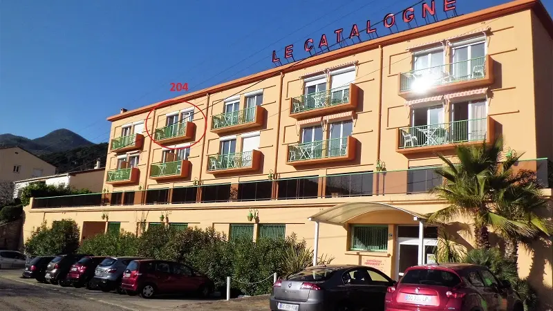 VUE FACADE RIVIERE 204