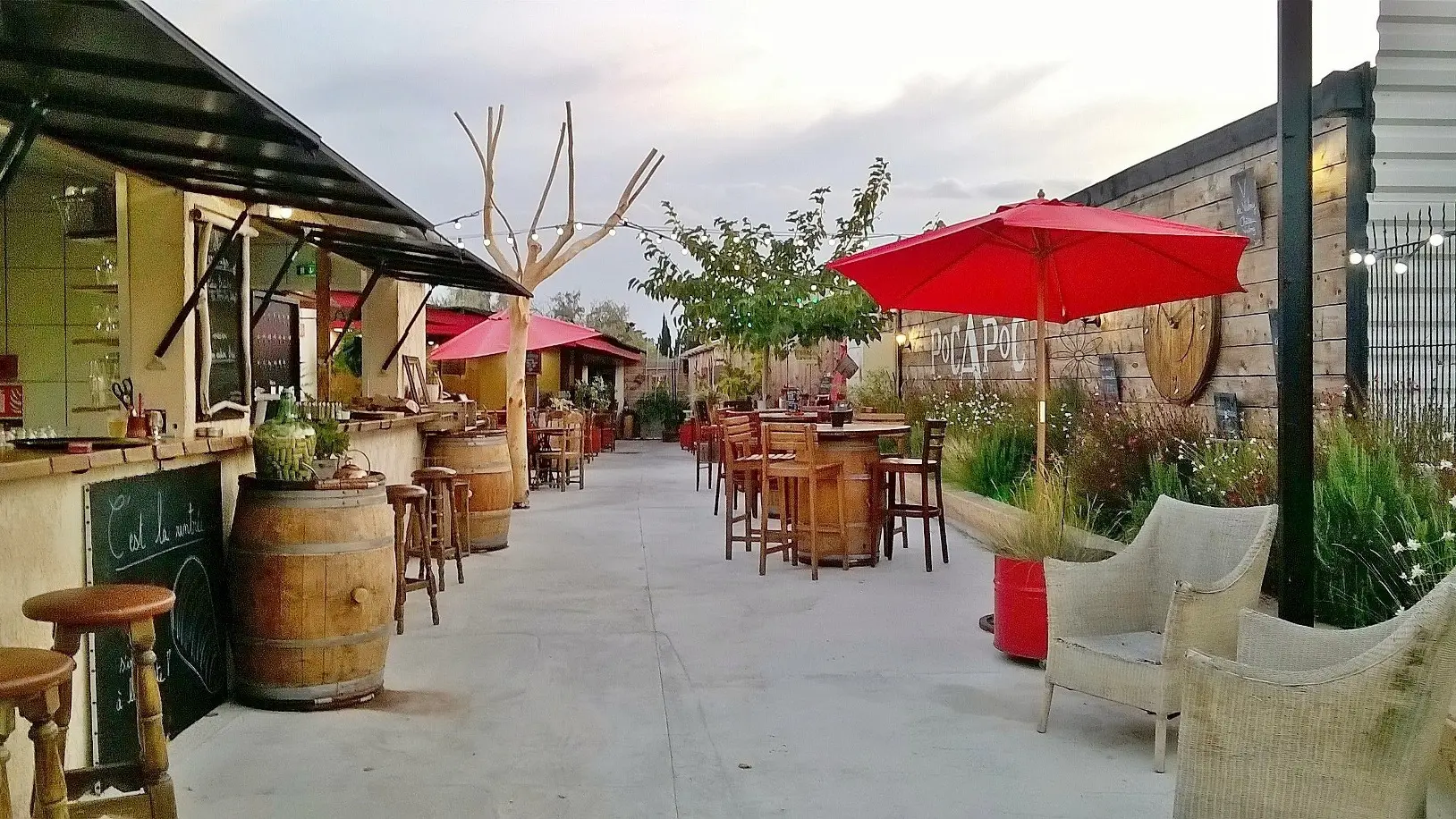 TORREILLES RESTAURANT POC A POC