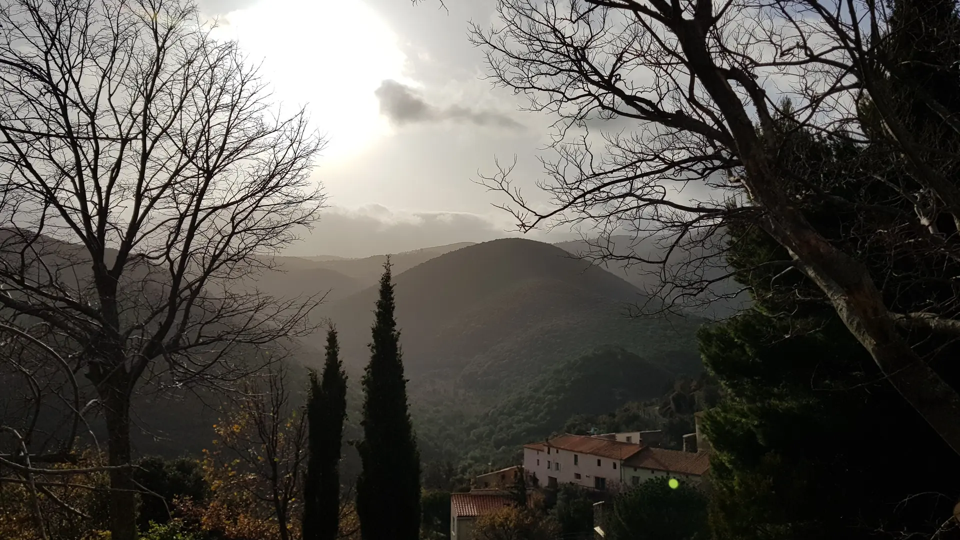 Vue depuis la terrasse - GITES ET TERROIRS EN OCCITANIE