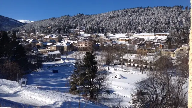 Vue enneigée Village