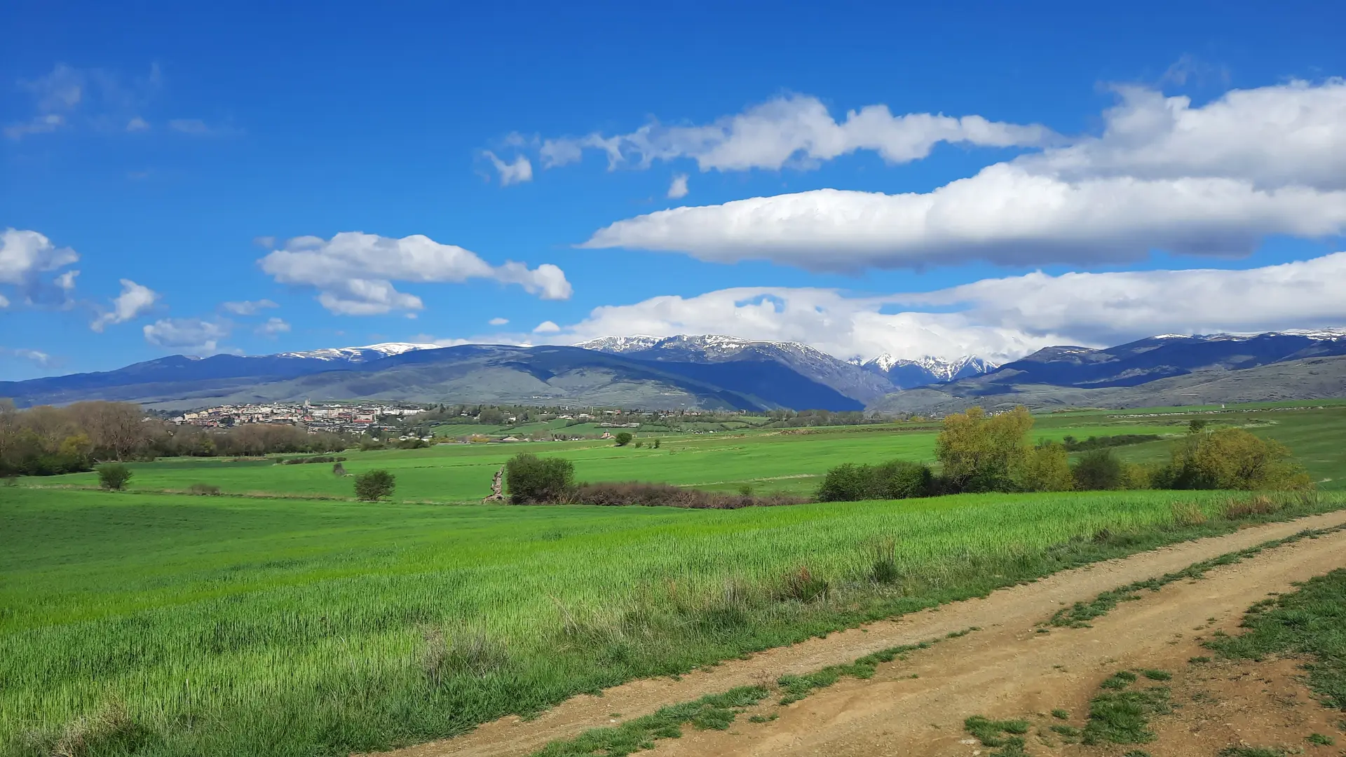 Vue sur Puigcerda et la vallée du Carol