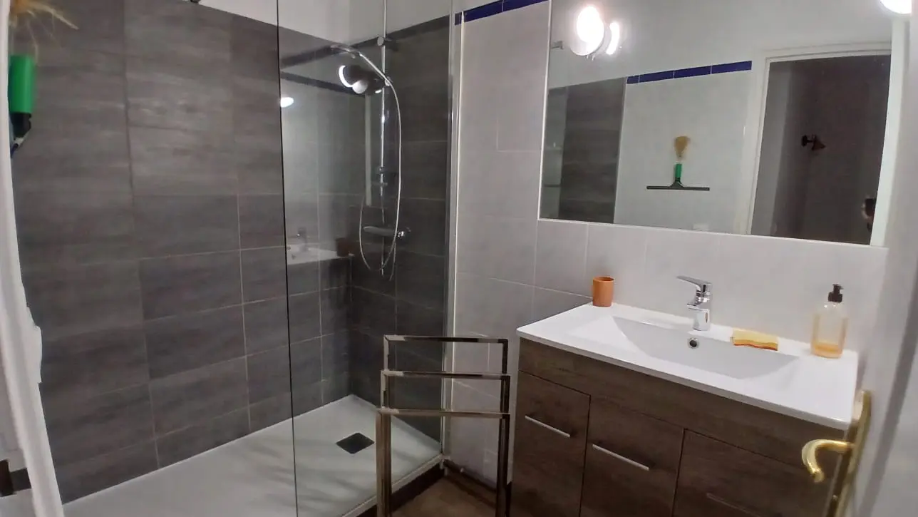 WhatsApp Image 2025-03-23 à 18.47.43_c9065407