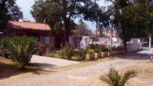 Camping La Pinede St Genis des Fontaines