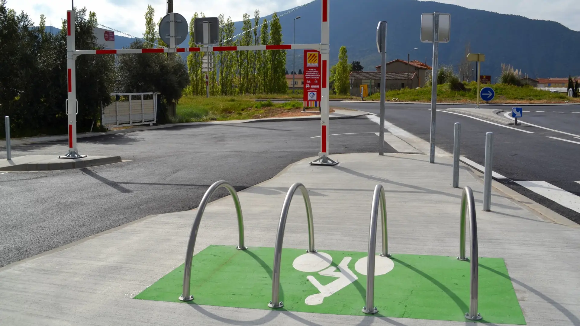 aire-multimodale-bouleternere-parking-velo