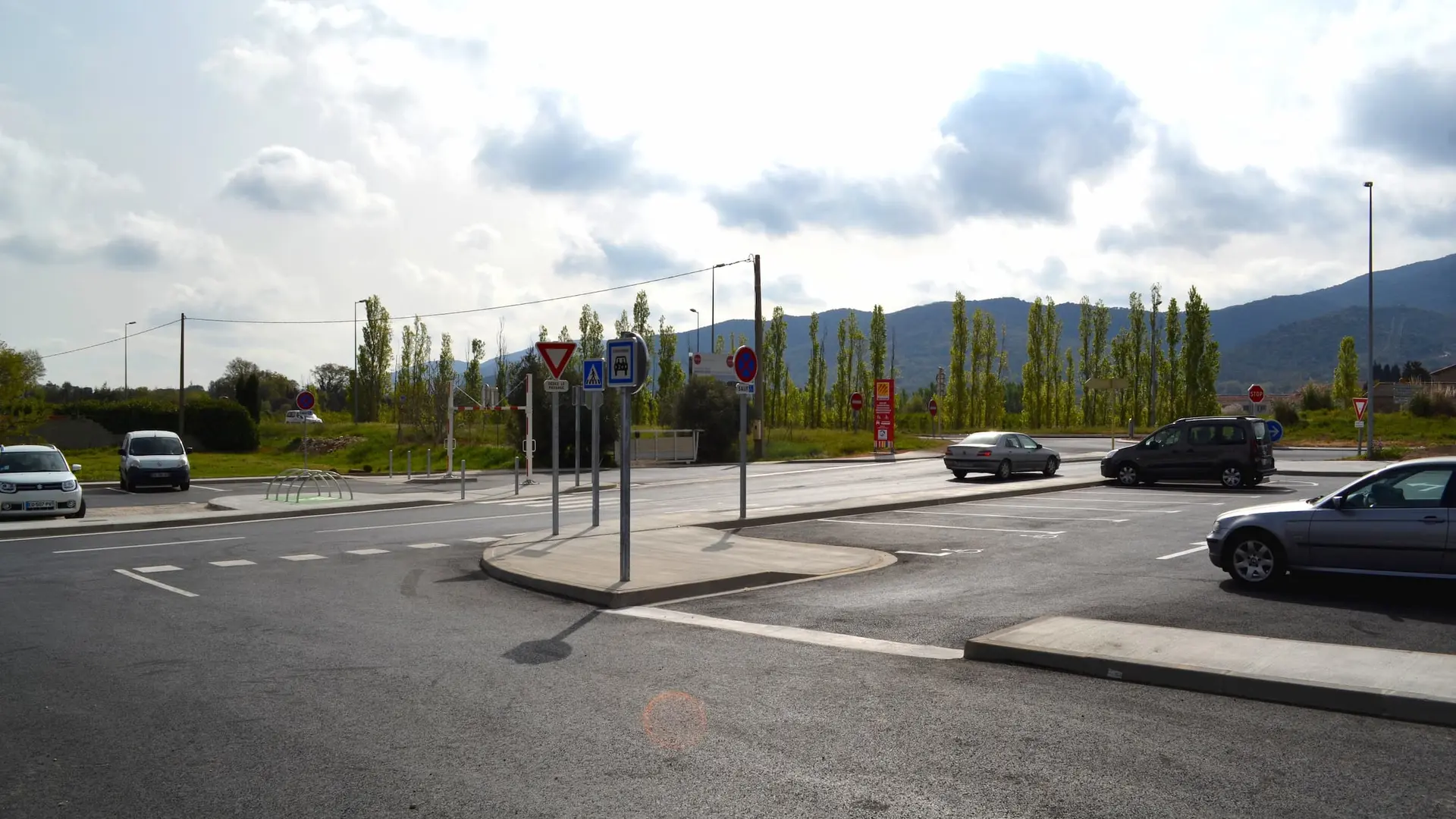aire-multimodale-bouleternere-parkings-voiture