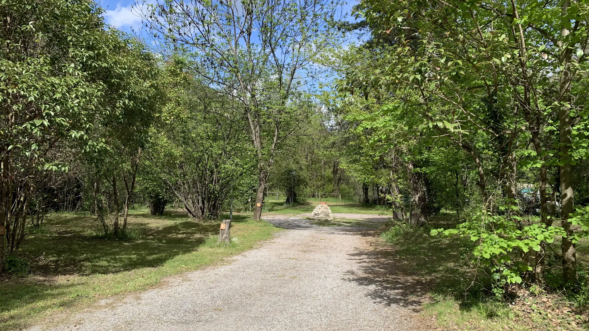 aire pour Camping Car camping fontpédrouse