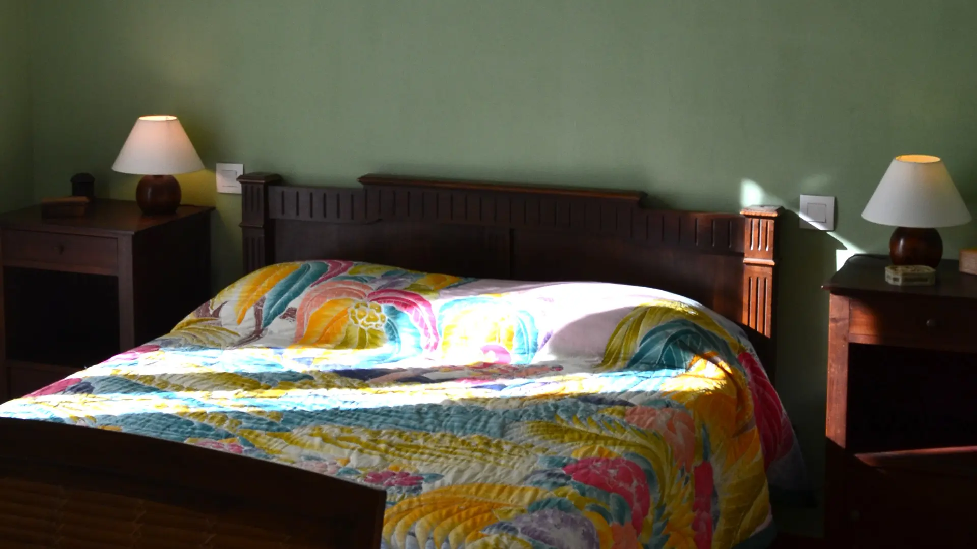 chambre_verte_meuble_ille_sur_tet_le_plumier