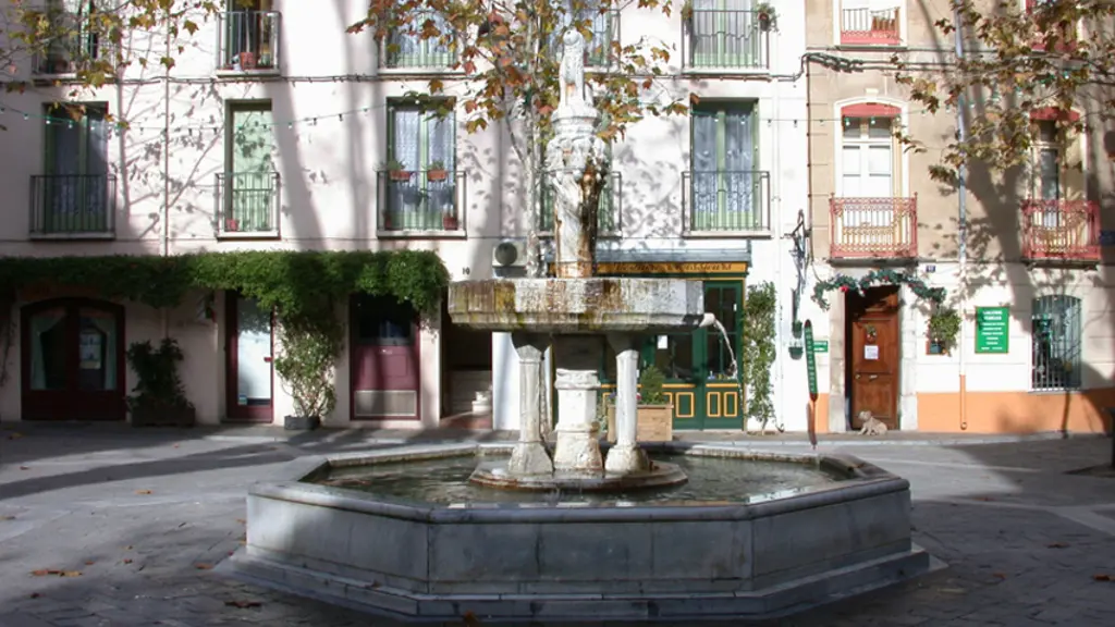 fontaine 9 jets Céret