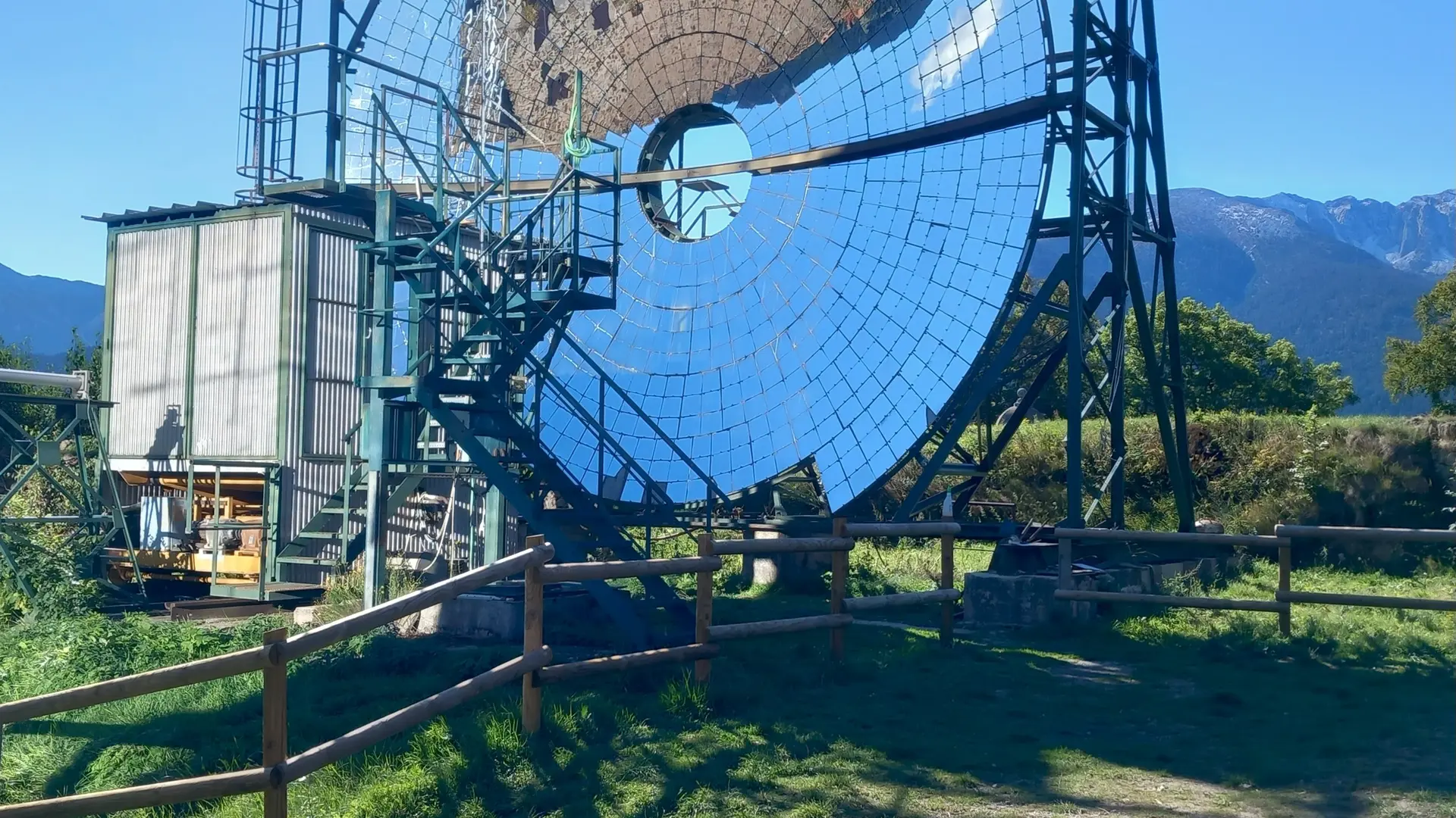 four solaire de Mont-Louis