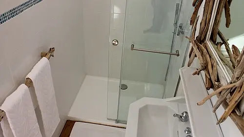 gîte-de-caractère-4-pers-prades-66-sdb-sud-11