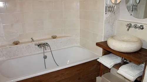 gîte-de-caractère-4-pers-prades-66-sdb-suite-parentale-3