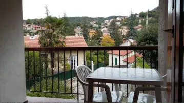 Terrasse avec vue sur le village