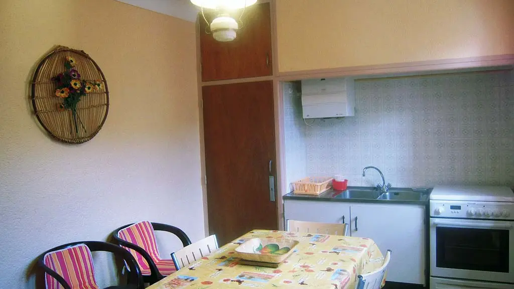 hostallier francoise can saque (1)