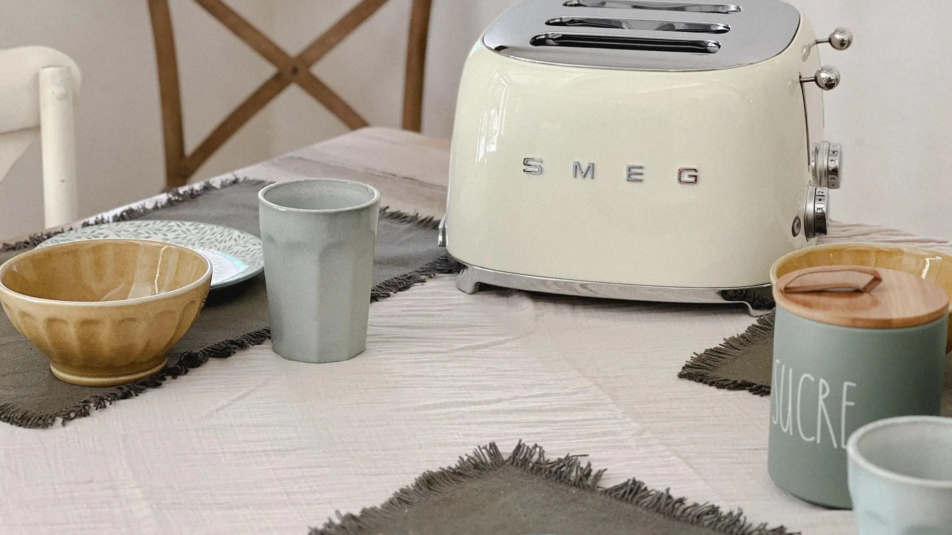 la-bergerie---salon_53805113952_o_10