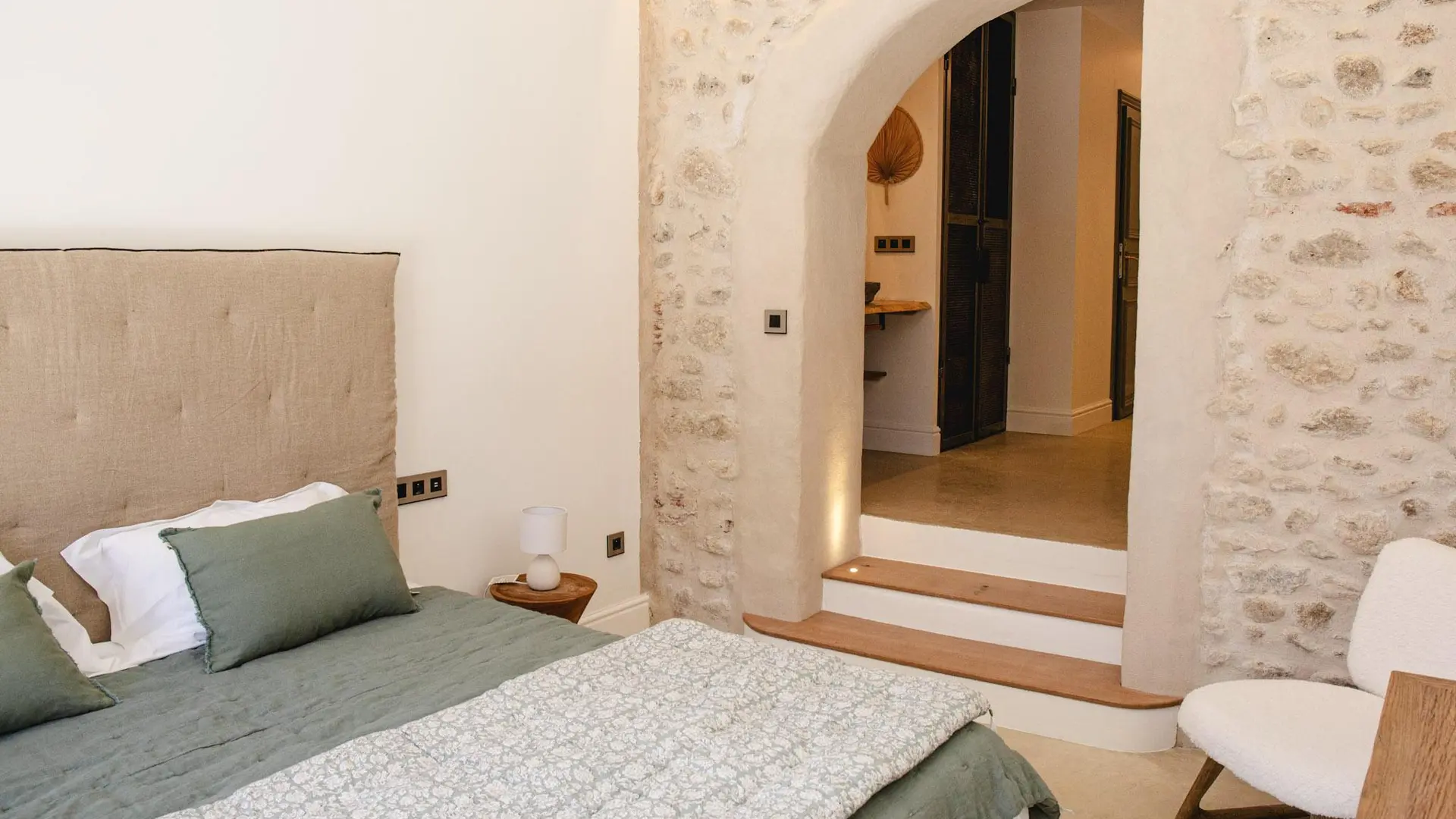 la-bergerie---chambre-n2_53806479225_o_5