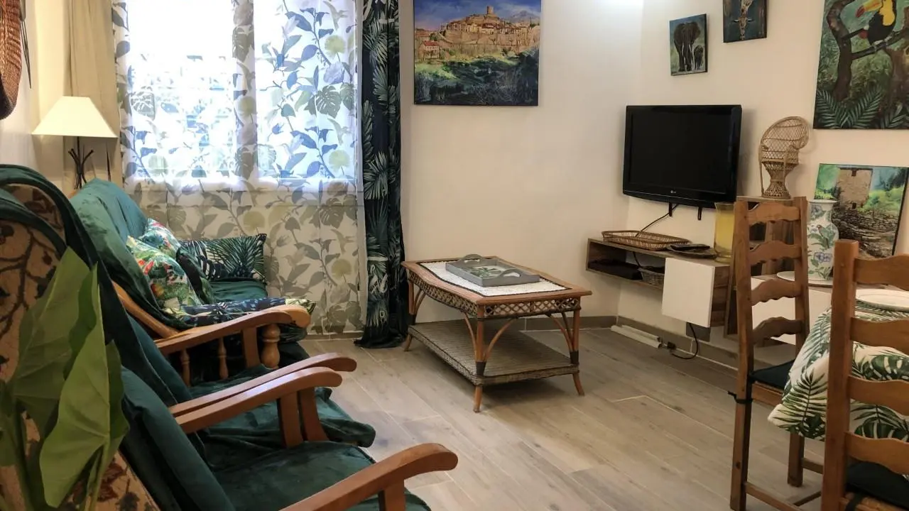 Le coin TV_66G109349_9