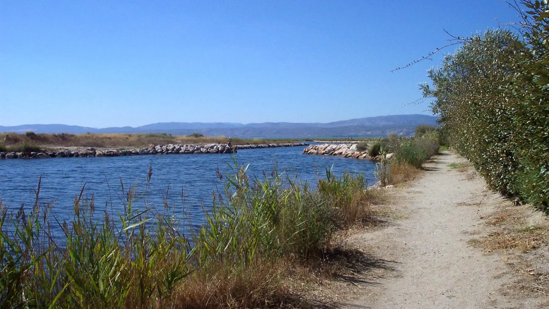 GITEDESDEUXRIVES chemin direct mas_14