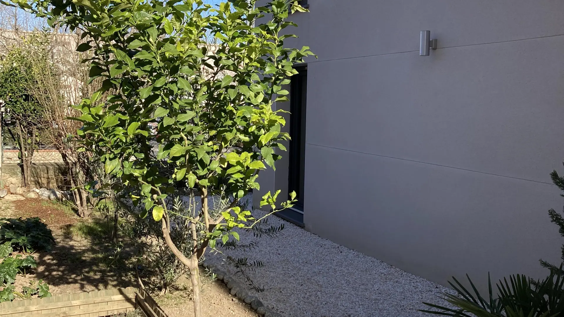 91B7A94B-9EE6-4601-B024-F61BE73F23F9_40