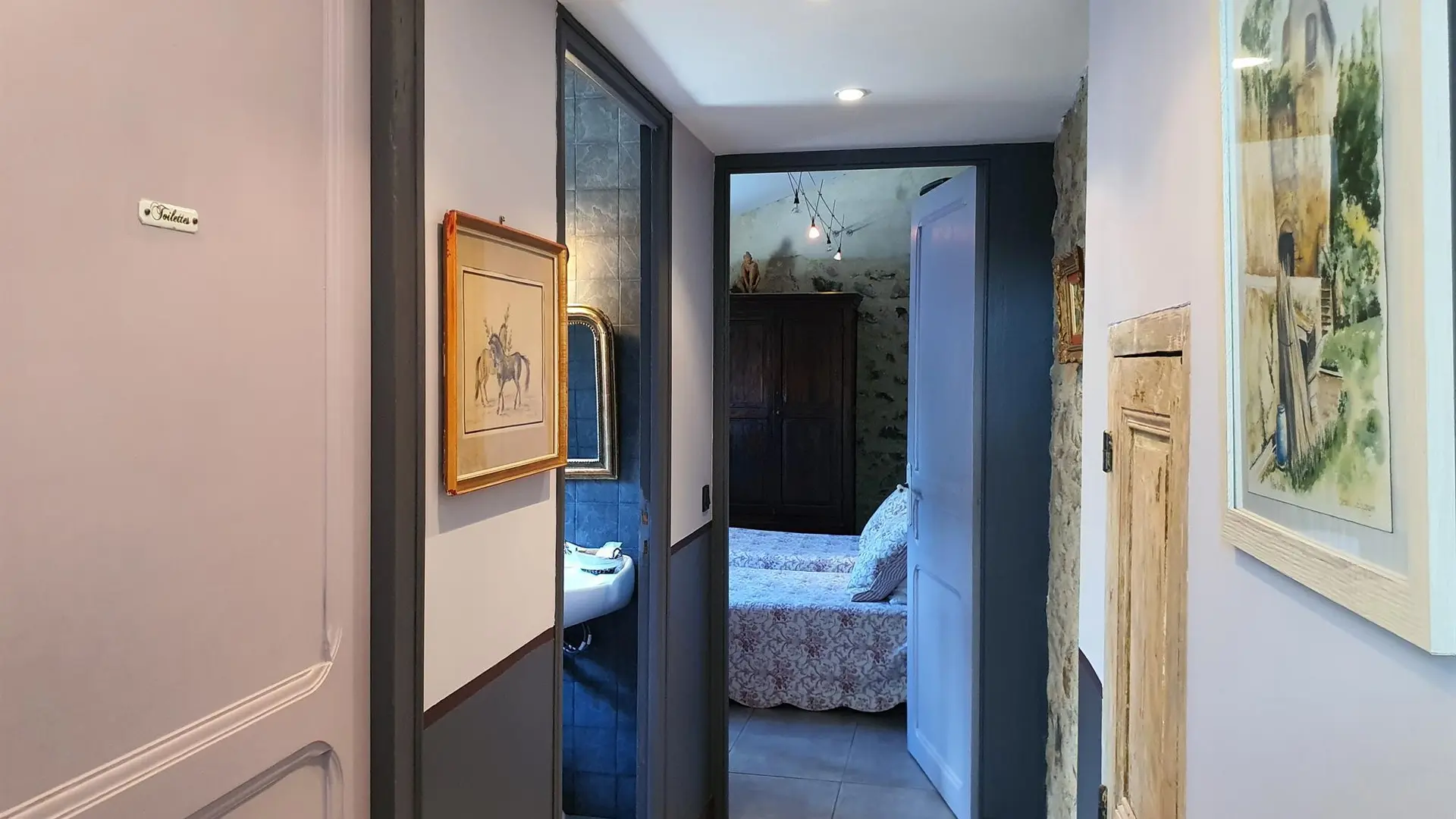couloir salle d'eau et chambre 2 lits 2021_37