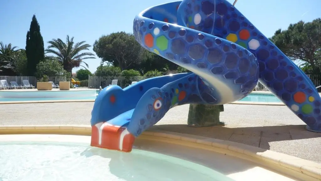 GITEDESDEUXRIVES PISCINE POUR LES PETITS_13