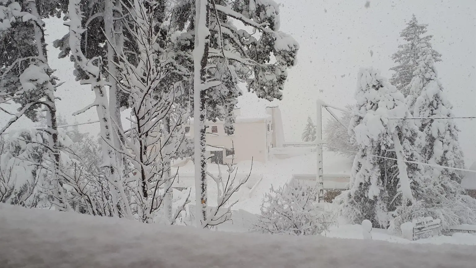 vue-depuis-les-balcons-sous-la-neige_6