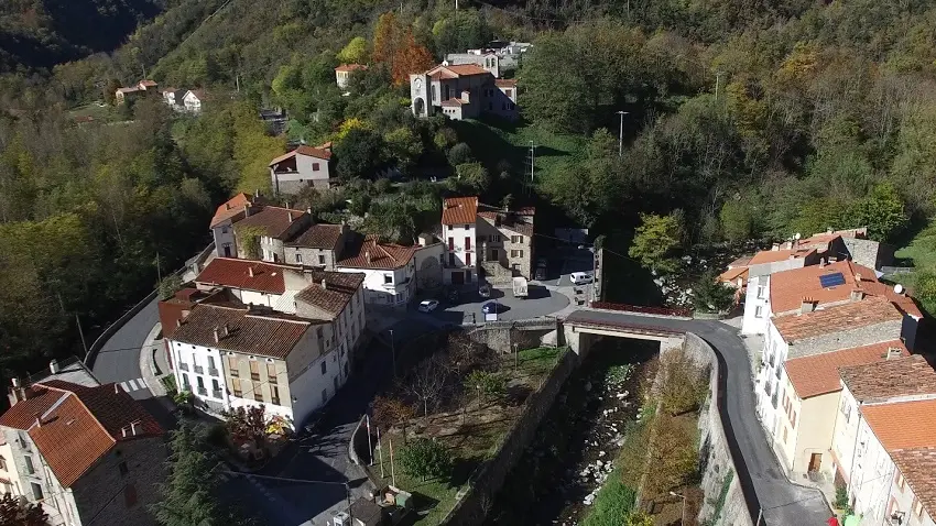 Village du Tech, vue aérienne_3