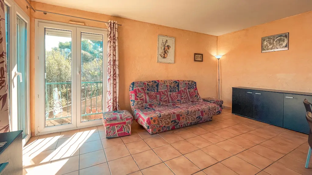 lefevere-2021-OT-1807