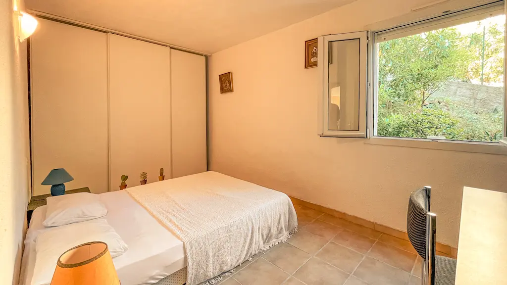 lefevere-2021-OT-1818