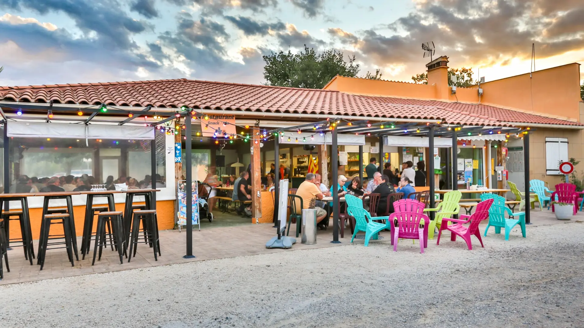 nefiach-camping-la-garenne-restaurant