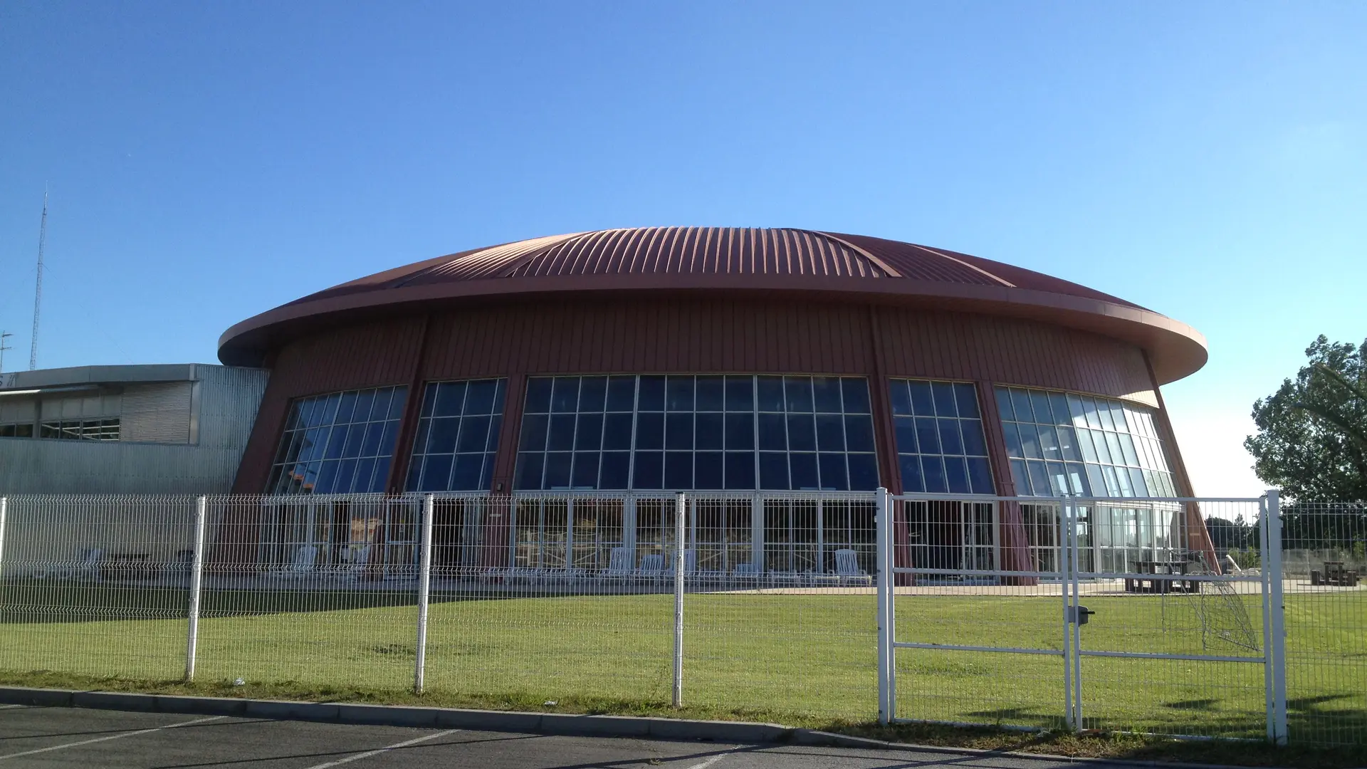 piscine dome rivesaltes it