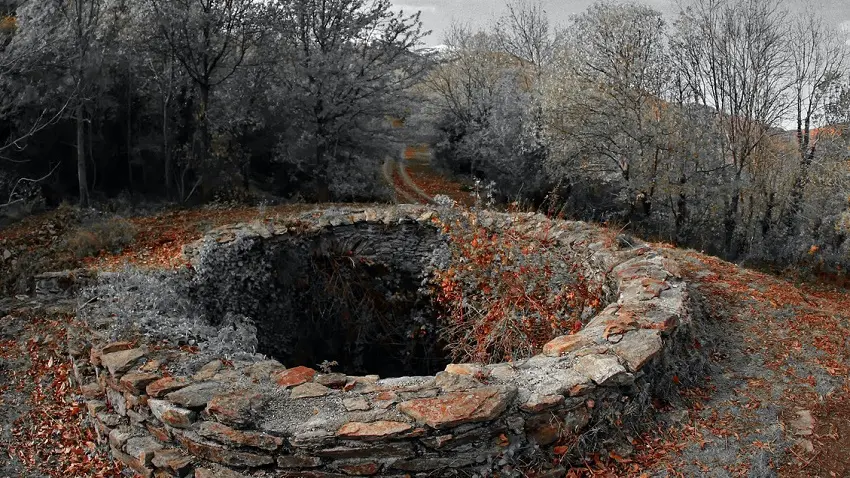 Puits à glace à la Collada del Pou_2