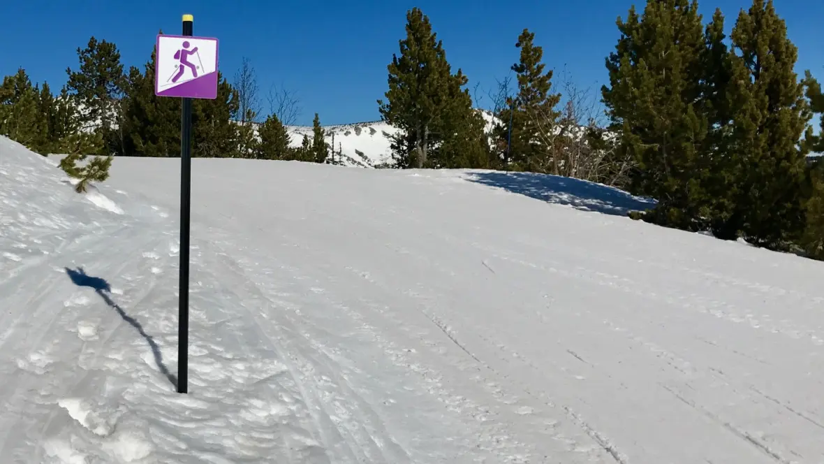 rando-balisc3a9e-raquette-formigueres