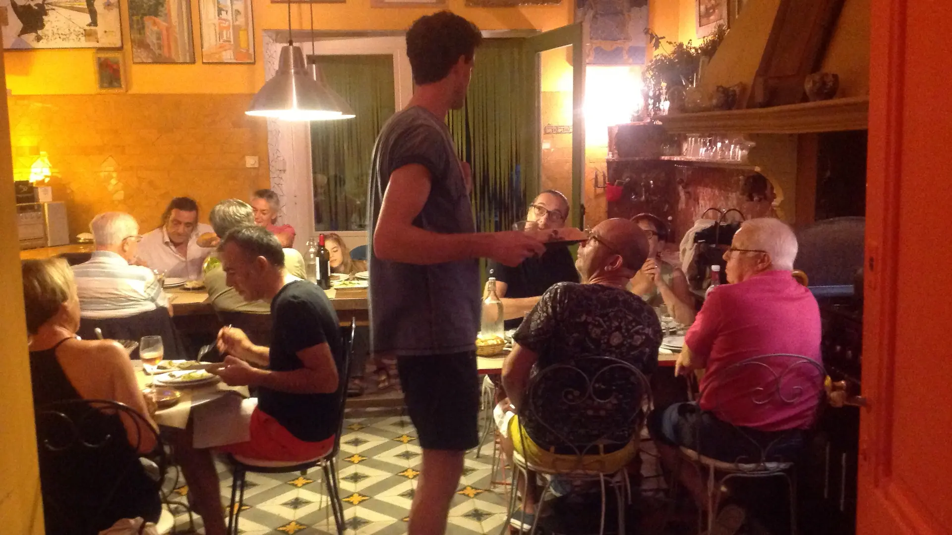 TORREILLES RESTAURANT MAISON SECALL