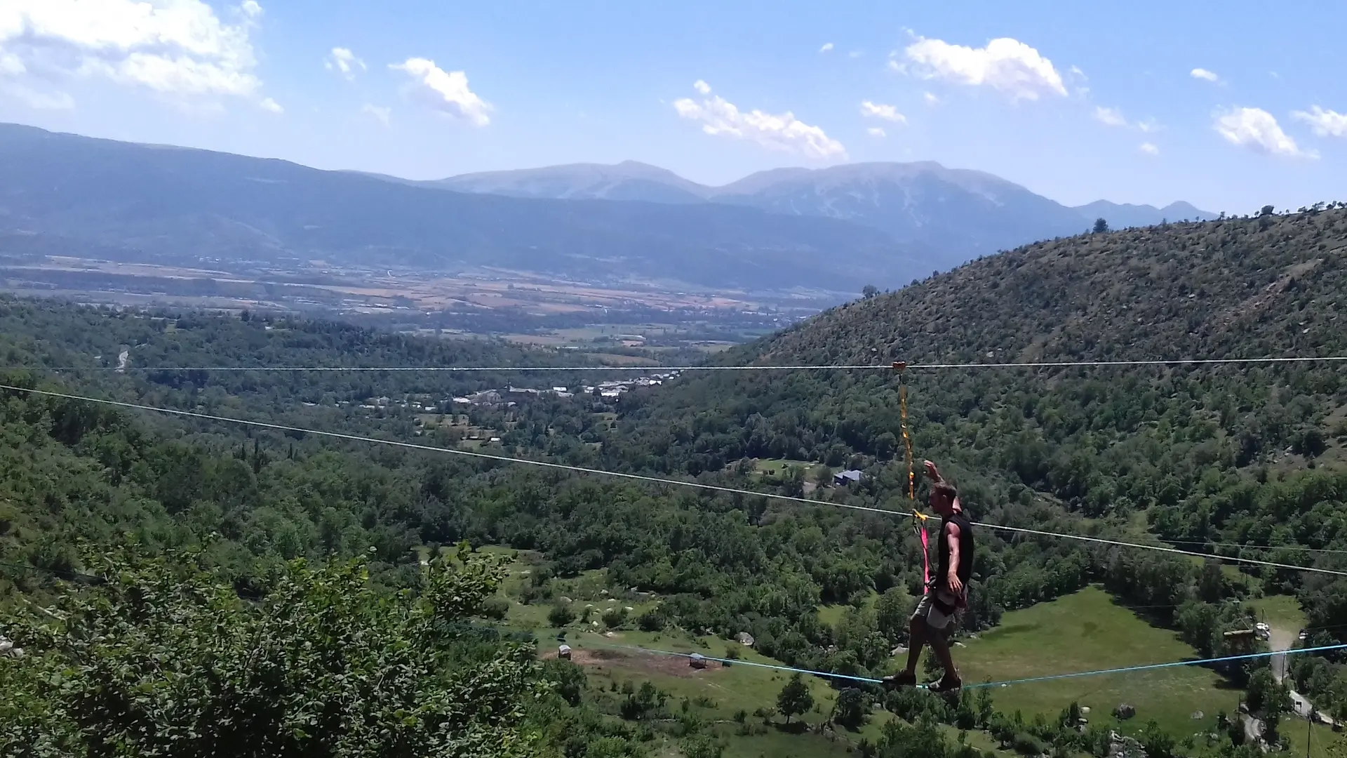 roc-line-bf55a67c603d41c3aaca6b558bc15013