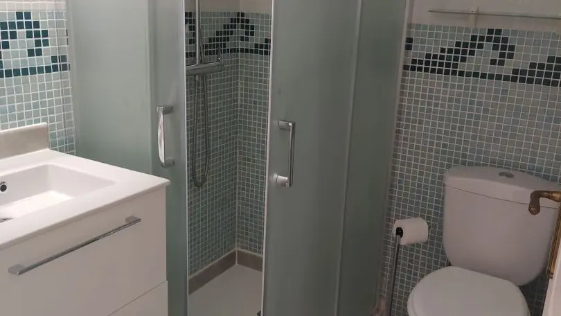 salle d'eau chambre n°3.