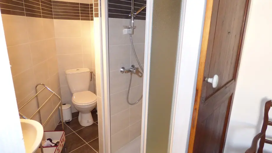 salle de bain 2 chambre  Paracoll